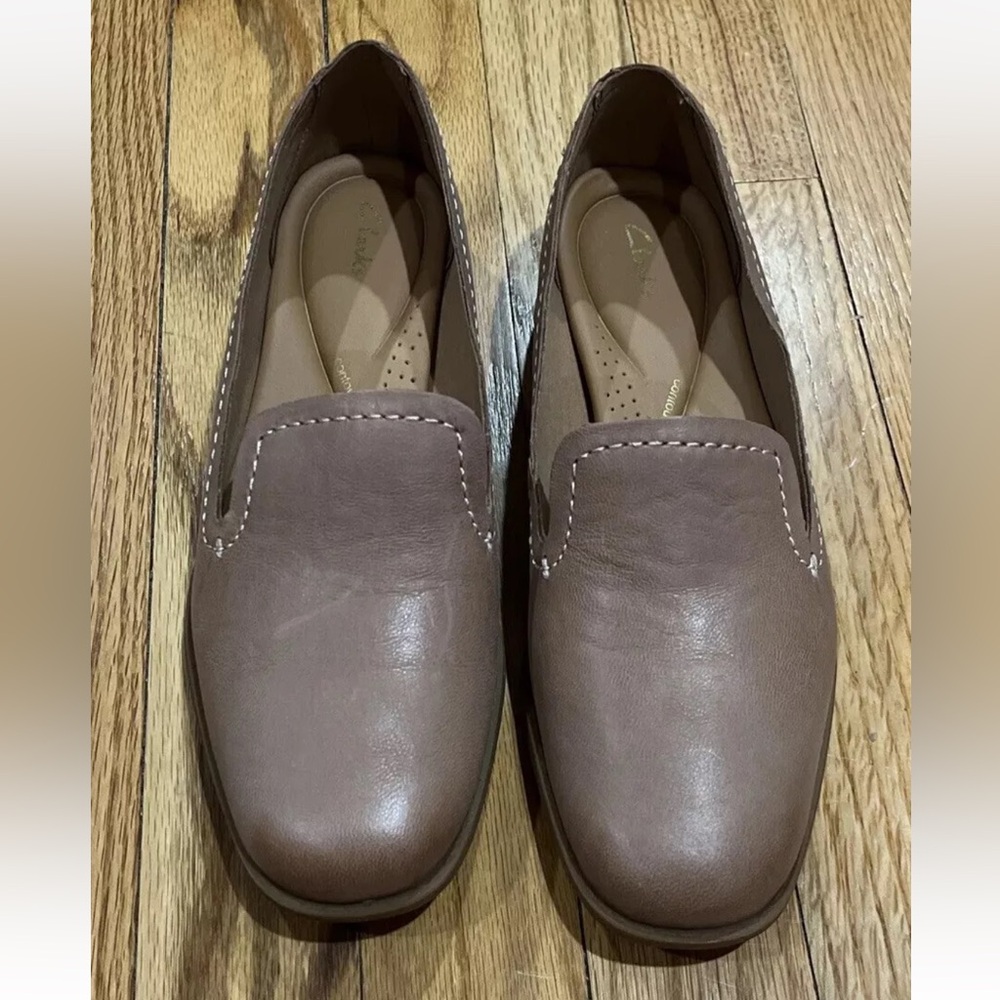 Clarks Womens Praline Pure Hall Leather Slip On Loafer Shoes SZ 6.5 Never Worn